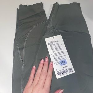 Lululemon Align HR 25 Scallop
